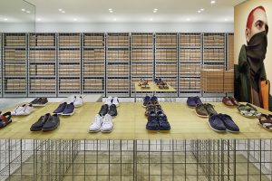retail store design tips - use metal mesh- Arrow Metal