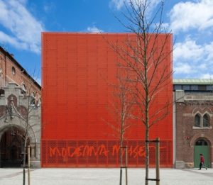 Colour metal trends 2019 - Moderna Museum